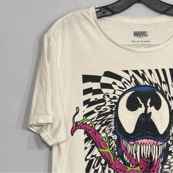 MARVEL | Men’s Venom White Graphic T Shirt - Picture 3 of 13